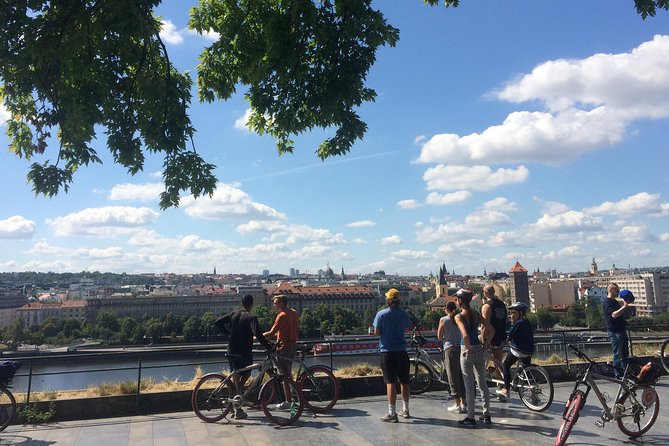 Prague E-Bike Tour - Stunning Viewpoints (small group) - Meeting at Praha Bike, then learning the e-bike fast