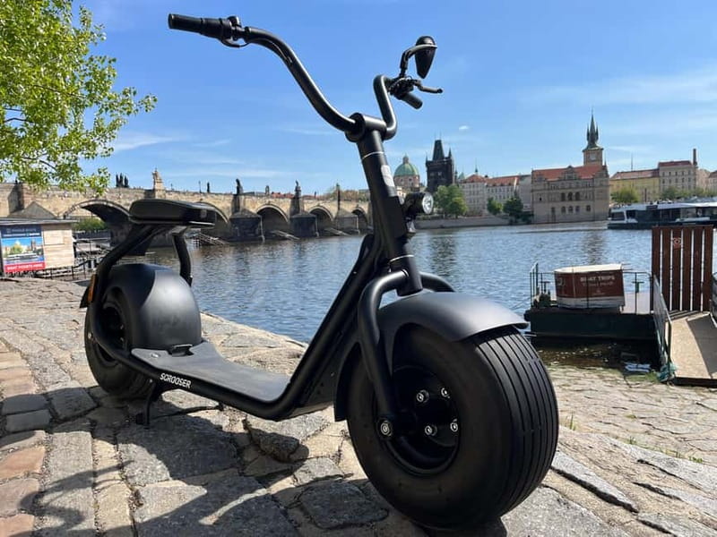 Prague E-Scooter City Tour: Regular or Fat Tire - The first minutes matter: training, helmet, and how you get confident fast