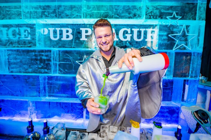 Prague: Entry ticket to Ice Pub Prague with Nightclub Option - How the 20-Minute Slot Works (and Why Timing Feels Tighter Than You Expect)