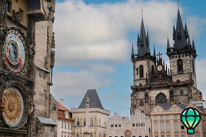 Prague Essential Tour Old Town and Jewish Quarter - Týn Church: Prague’s Gothic Twin Towers in Real Scale