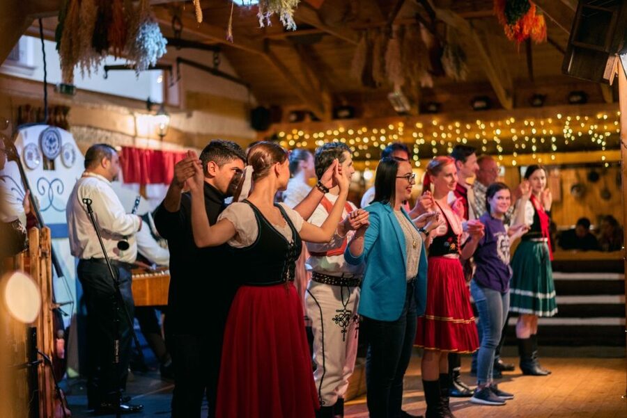 Prague: Evening Folklore Garden Party with Traditional Menu - The 2.5-hour folk music and dance show, plus you can join in
