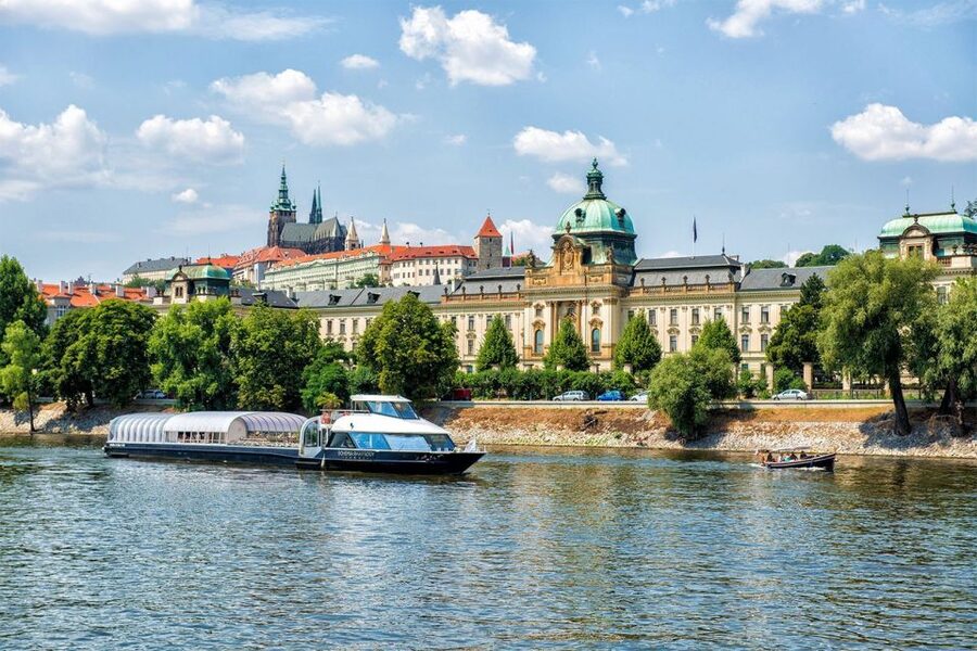 Prague: Evening Vltava River Eco Cruise with Prosecco - Prosecco, Wi-Fi, and the Audio Guide You Actually Use