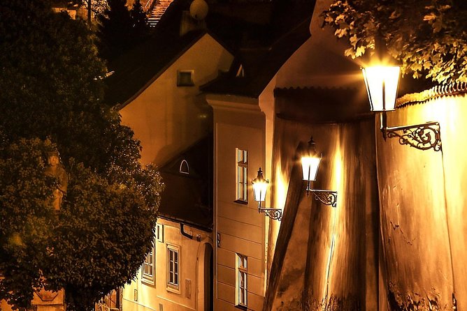 Prague Fairytale Tour: Old Town And Castle private tour - Price and value for a private Prague highlights tour