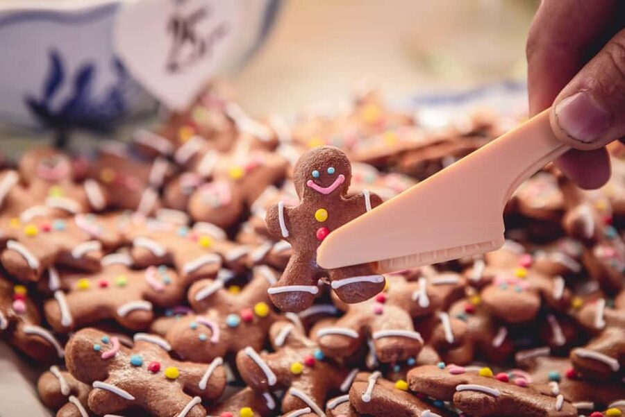Prague: Food Tour with 10 Tastings of Classic Czech Dishes - Key things to know before you go