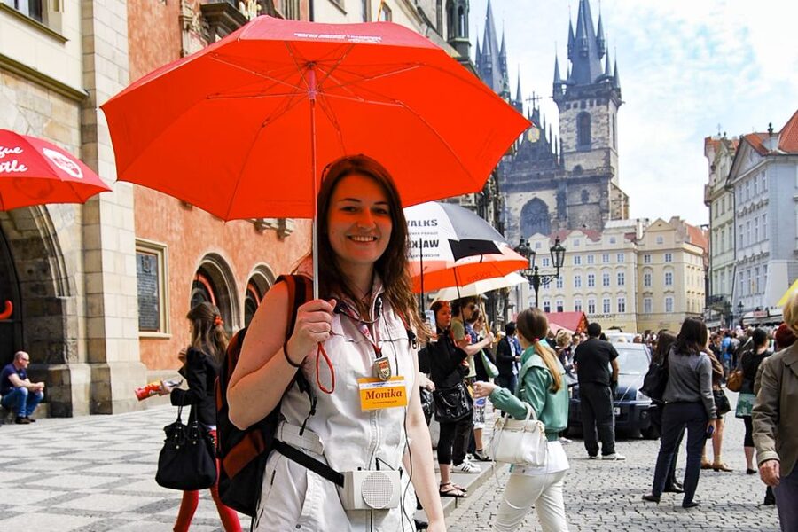 Prague: Full-Day Tour with Lunch and River Boat Cruise - Wenceslas Square and Czech History in Public Space