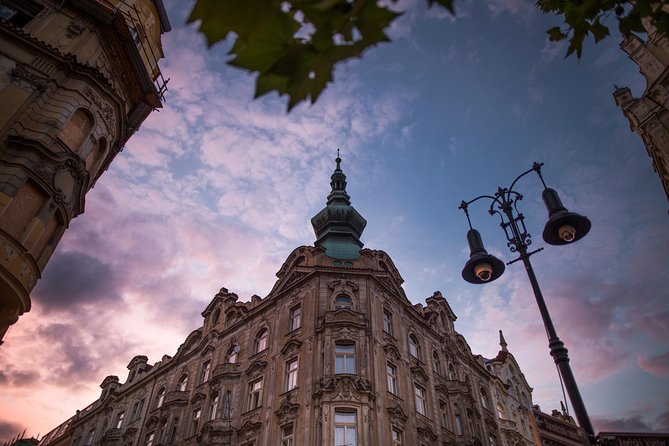 Prague Ghost and Legend of Old Town Walking Tour - Guides, Atmosphere, and Hearing the Stories