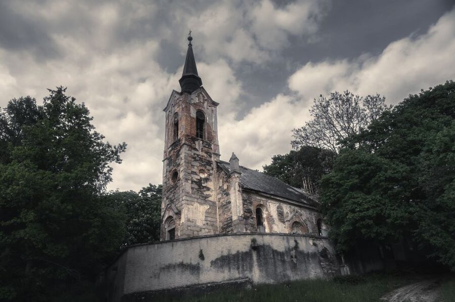 Prague: Ghost Walking Tour - Starting at Kožná 6: the moment the mood clicks