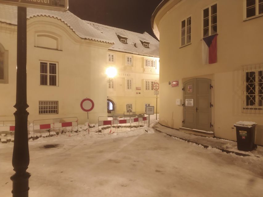 Prague: Ghost Walking Tour - Who should book this Prague ghost walk, and who might skip it