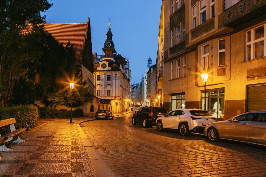 Prague: Ghosts and Legends Nighttime Guided Walking Tour - Key things you should know before you go