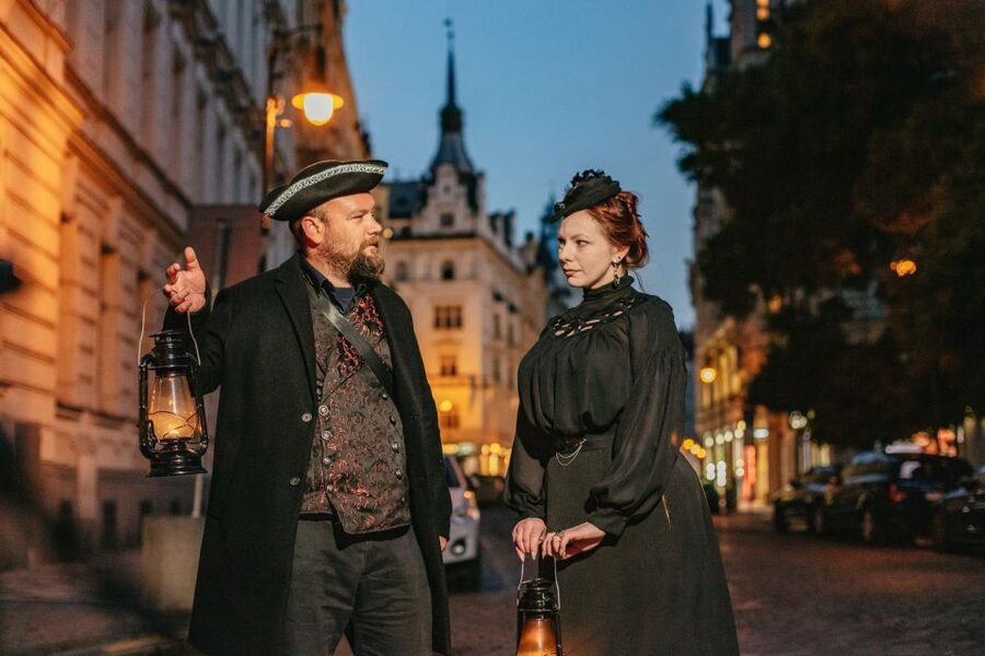 Prague: Ghosts and Legends Nighttime Guided Walking Tour - Prague at night: why this ghost tour format works