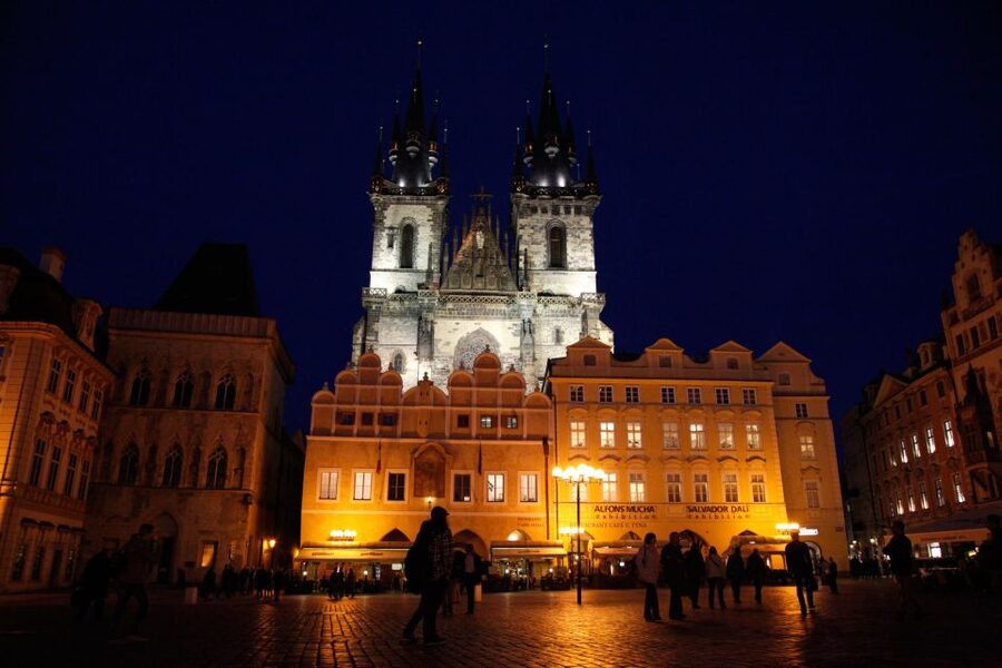 Prague: Ghosts and Legends of the Old Town Evening Tour - Key points before you go