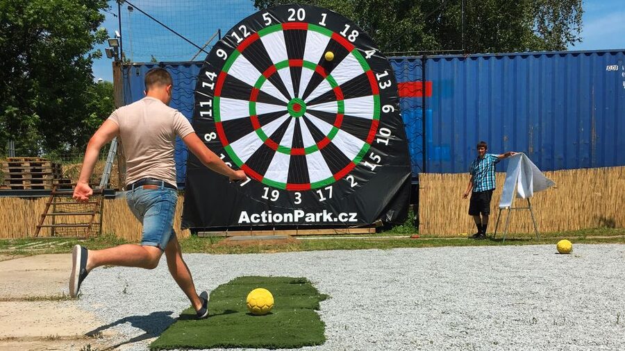 Prague : Giant Foot Darts and Giant Beer Pong Game - What to wear, what not to do, and who should skip it