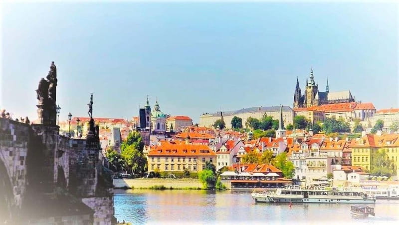 Prague Grand 2,5 hour + 2 hour exterior walking tour - Key highlights worth your time