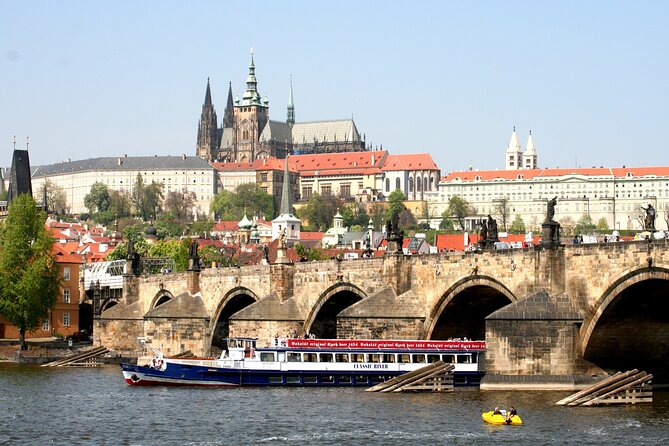 Prague: Grand City Tour with Bus, Castle exteriors & River Cruise - Key Things I’d Focus On Before You Book