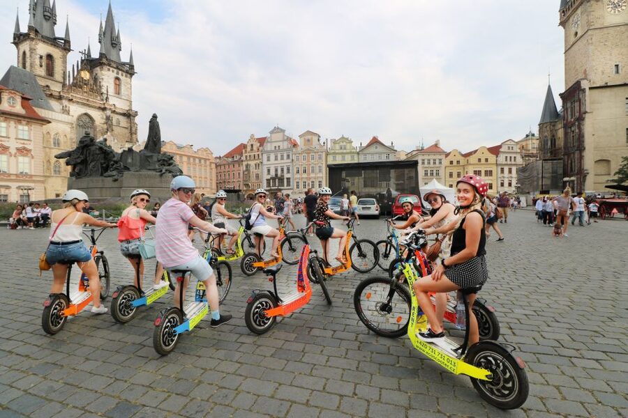 Prague: Grand e-Scooter Guided Tour - Kafka Museum Stop and the Fun Streets Between Landmarks