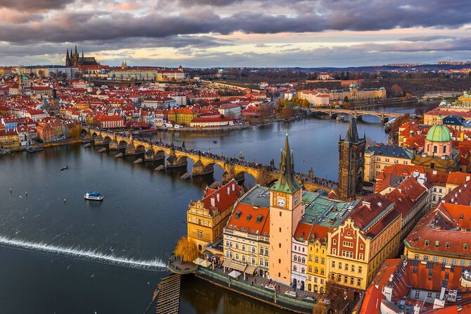 Prague Guided Walking Tour and Cruise with Authentic Czech Lunch - A 6-hour Prague intro that mixes on-foot sights with a Vltava cruise