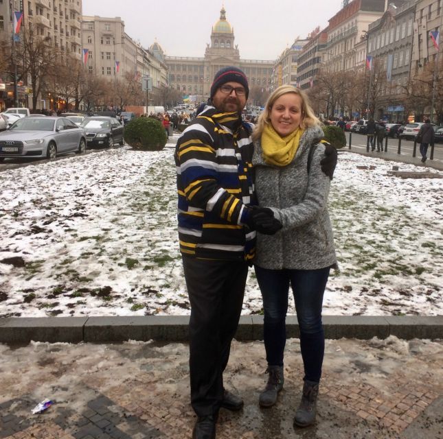 Prague: Half-Day City Highlights Walking Tour - Prague Castle complex, finishing at the right moment
