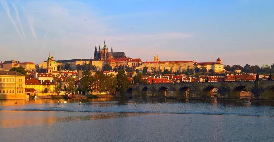 Prague Half-Day City Tour by Car - Josefov and the Jewish Quarter: quick guided orientation in 30 minutes