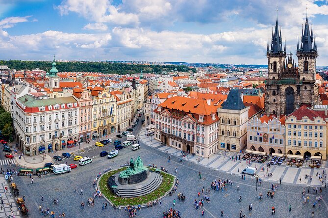 Prague Highlights in Half a Day - A surprise garden in the center, and a boy with fresh drinking water