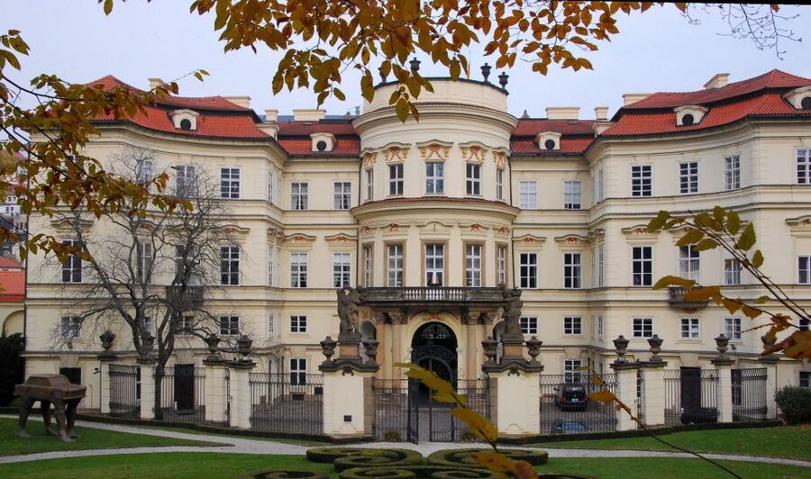 Prague: Highlights Walking Tour to the German embassy 1989 - A Prague walk that connects Charles Bridge to 20th-century turning points