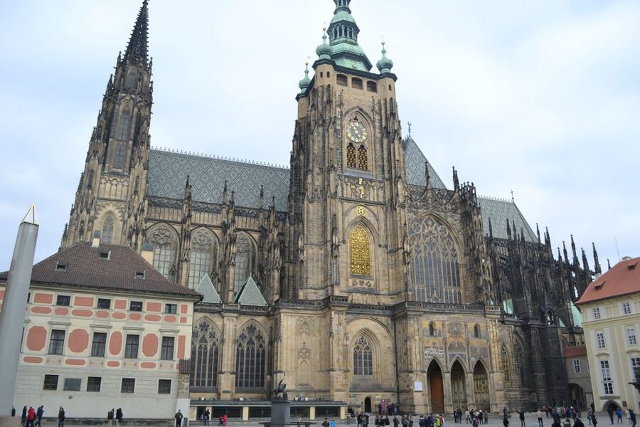 Prague: Historic City Center Bus Tour with Top Sights - Key highlights you will feel right away