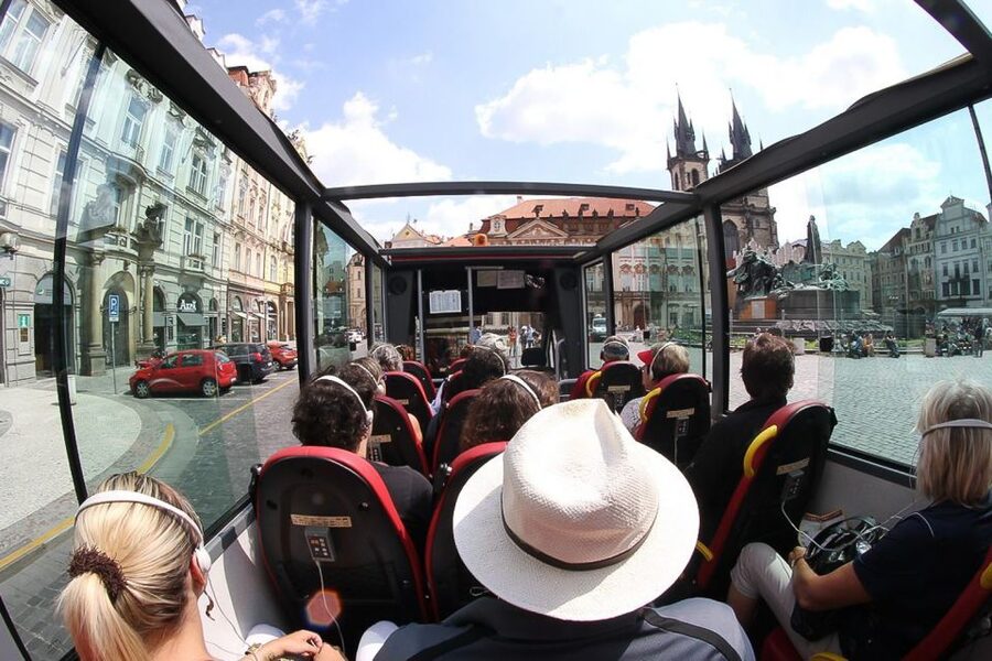 Prague: Historic City Center Bus Tour with Top Sights - St. Agnes Monastery and Gothic Prague that still survives