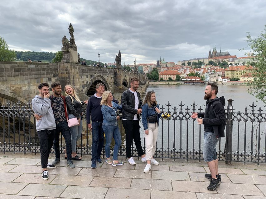 Prague: Historic Pubs Tour with Drinks - Wenceslas Square Start: Quick Orientation and the First Stories