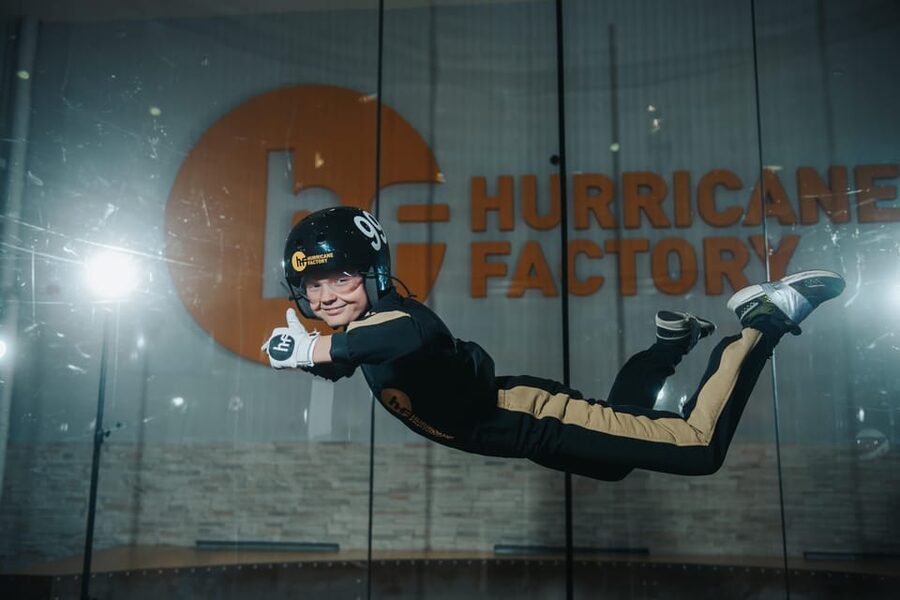 Prague: Hurricane Factory Indoor Skydiving Experience - Duration and Scheduling: How to Fit 60 Minutes into a Prague Day