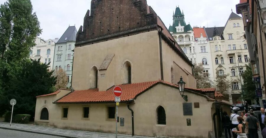 Prague: Jewish Quarter and Museum Guided Tour - Why the Jewish Quarter tour feels different in Prague