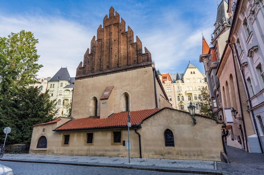 Prague: Jewish Quarter Half-Day Private Walking Tour - Old-New Synagogue: why the 13th century still matters