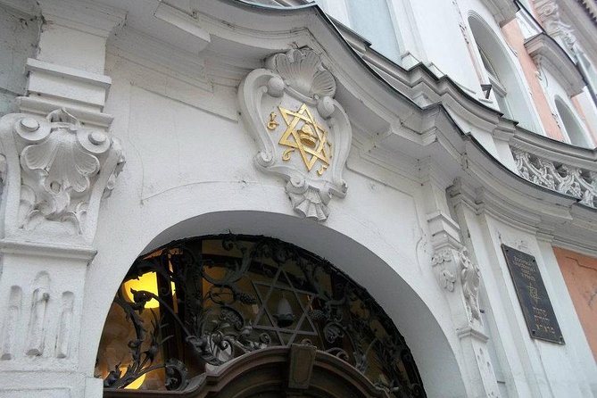 Prague Jewish Quarter Private Half-Day Walking Tour - Spanish Synagogue and the Jewish Museum in Prague: moorish style and a concert hall vibe