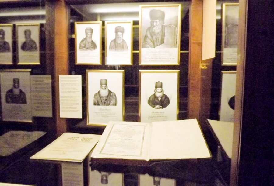 Prague: Jewish Quarter Ticket with optional Audio Guide - Key highlights you should care about
