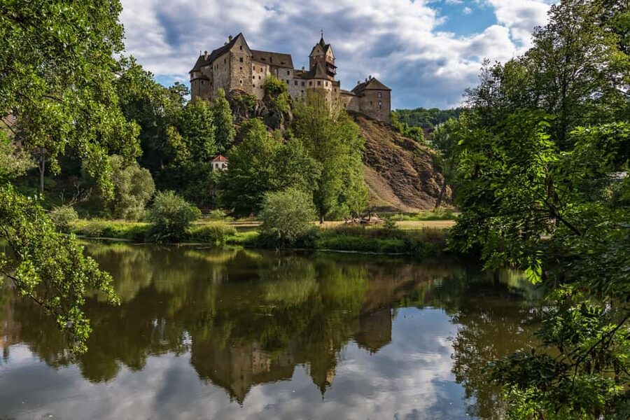 Prague: Karlovy Vary & Loket Tour with Hot Springs & Castle - Prague to Karlovy Vary and Loket, without the stress