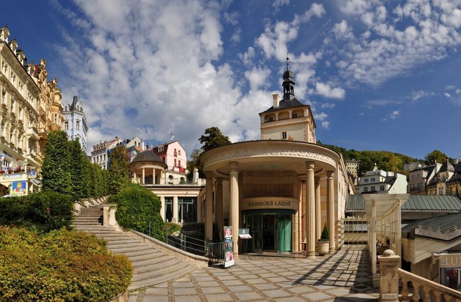 Prague: Karlovy Vary Tour with Lunch and Moser Museum Visit - Price and value at around $78: what you get for the money