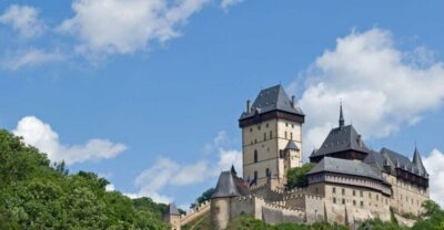 Karlštejn Castle Guided Tour with Entry Ticket