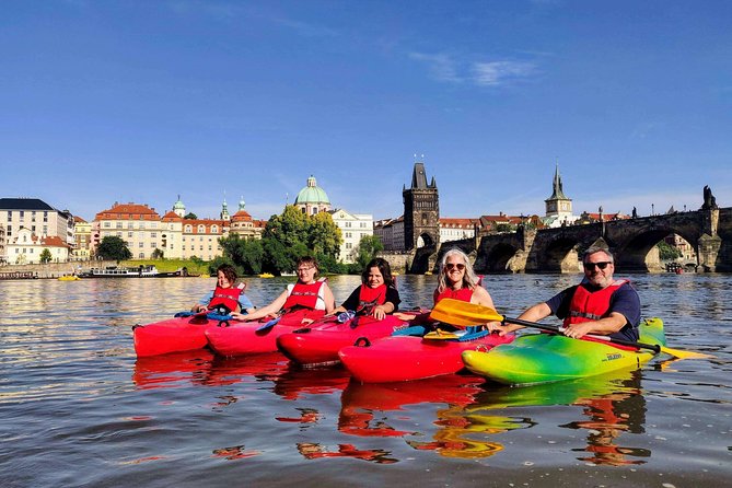 Prague Kayak Tour in City Center - 2 hours - Key things that make this kayak tour a smart choice