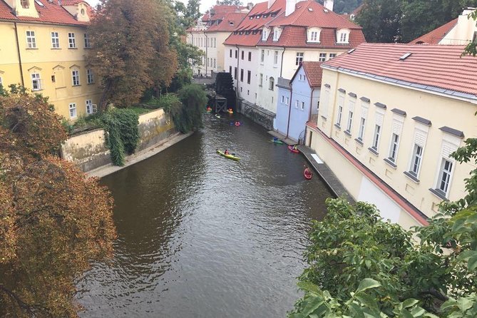 Prague Kayak Tour in City Center - 2 hours - Devil’s Channel and Straka Academy: where the river turns into a route
