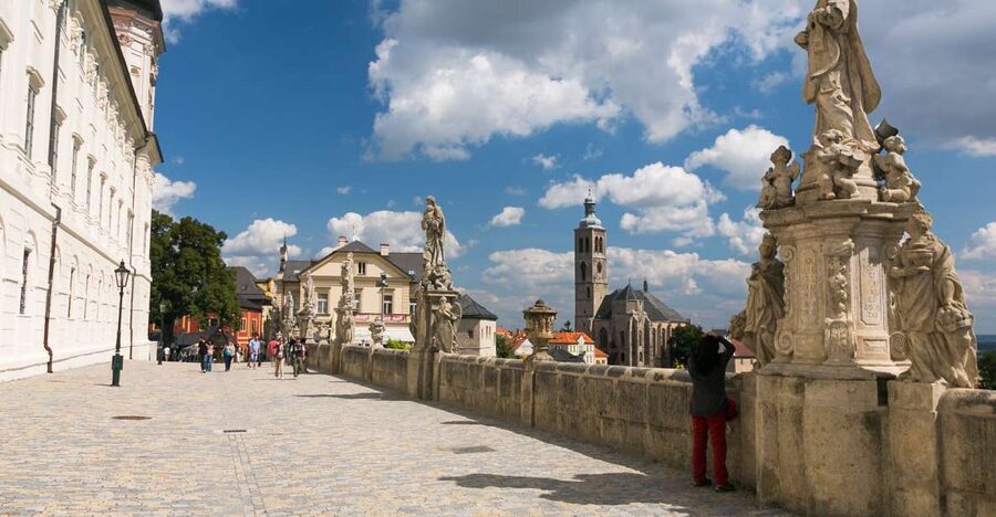 Prague: Kutná Hora, St Barbara's Cathedral and Bone Church - Key highlights to know before you go
