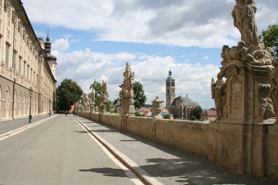 Prague: Kutná Hora, St Barbara's Cathedral and Bone Church - St. Barbara’s Cathedral: Gothic grandeur tied to silver