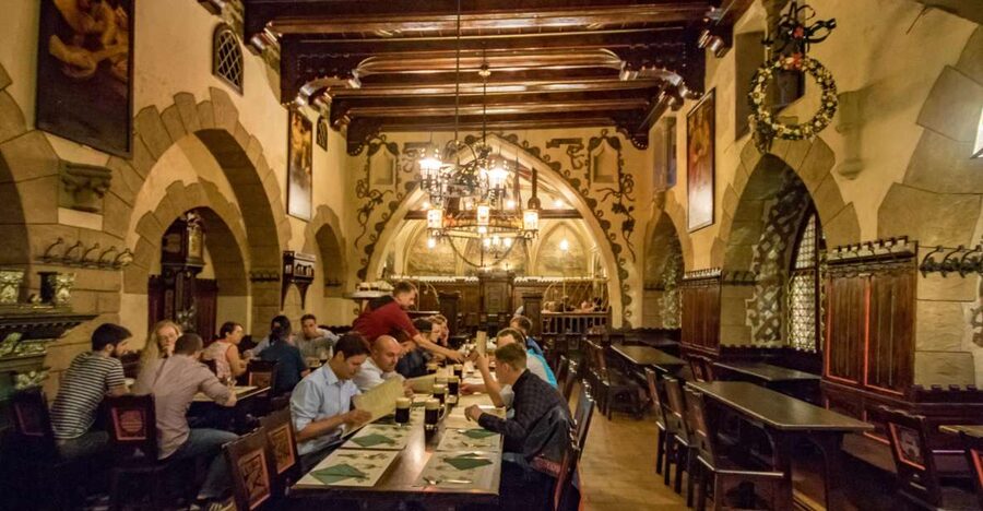 Prague: Legendary Beer Tour with Dinner - Starting at Charles Bridge: the easy meeting point and the right vibe