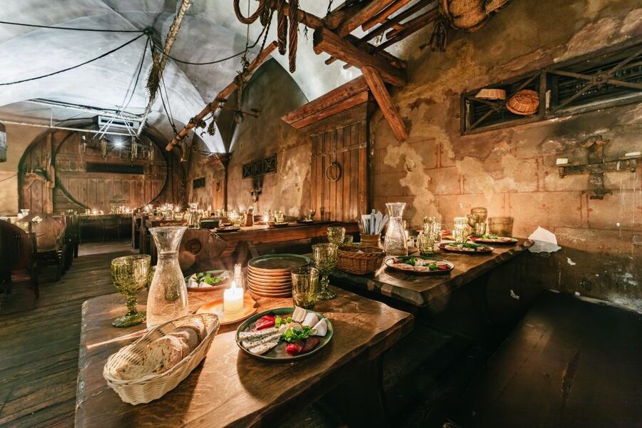 Prague: Medieval Dinner with Unlimited Drinks - Food Quality: Plentiful Portions, But Not Fine Dining