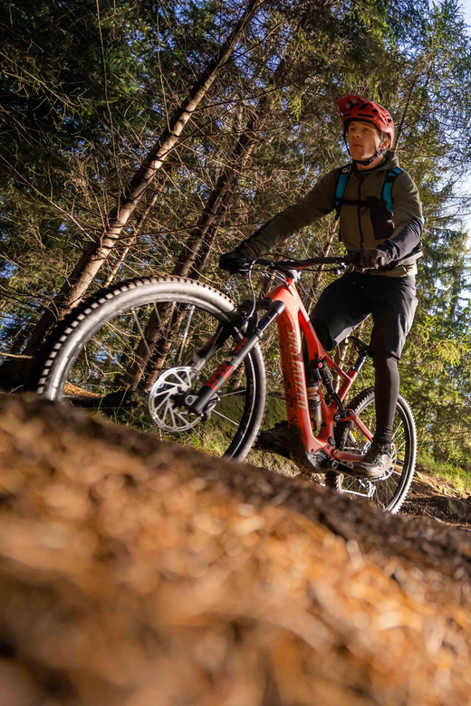 Prague Mountain Biking: Blast Through The Best Singletracks - Martin’s shop fit: a 29-inch full-suspension bike changes the whole ride