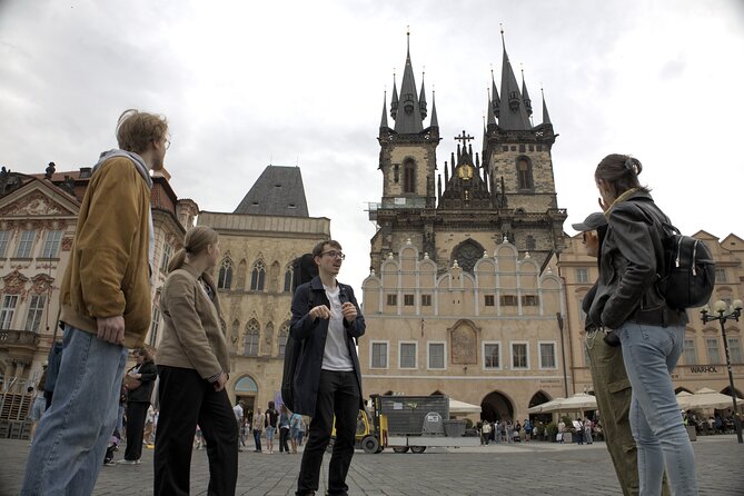 Prague: Mozart, Dvořák, Czech Folk Tour with a Guitarist - Stop 3: Charles Bridge, Music Stories, and Listening While You Walk