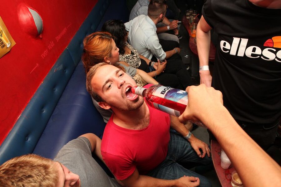 Prague: New Year's Eve Pub Crawl & Karlovy Lazne Club Entry - Key highlights you will feel on New Year’s Eve