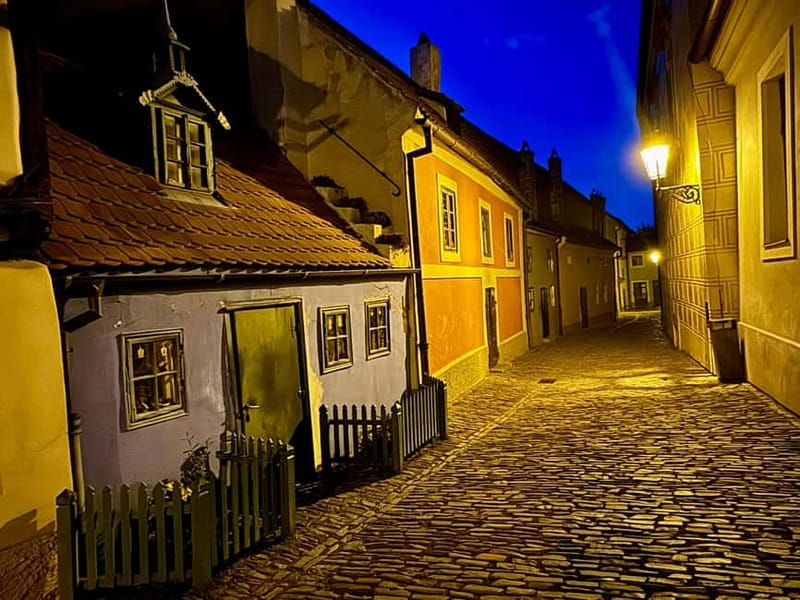 Prague: Night Walk through Prague Castle with City Views - Getting started at Malostranská, and why the meeting point matters