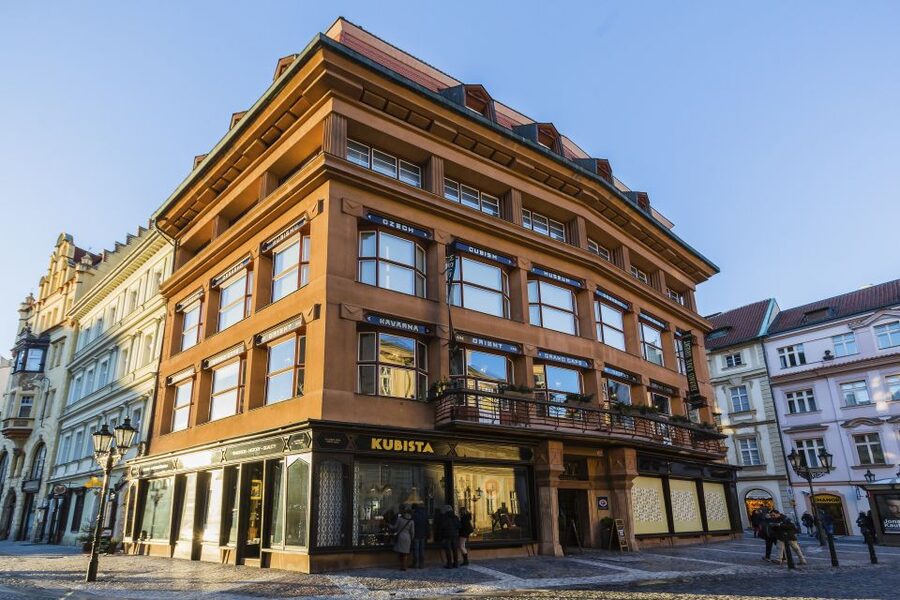 Prague: Old Town and Jewish Quarter 2-Hour Walking Tour - Key things to know before you go