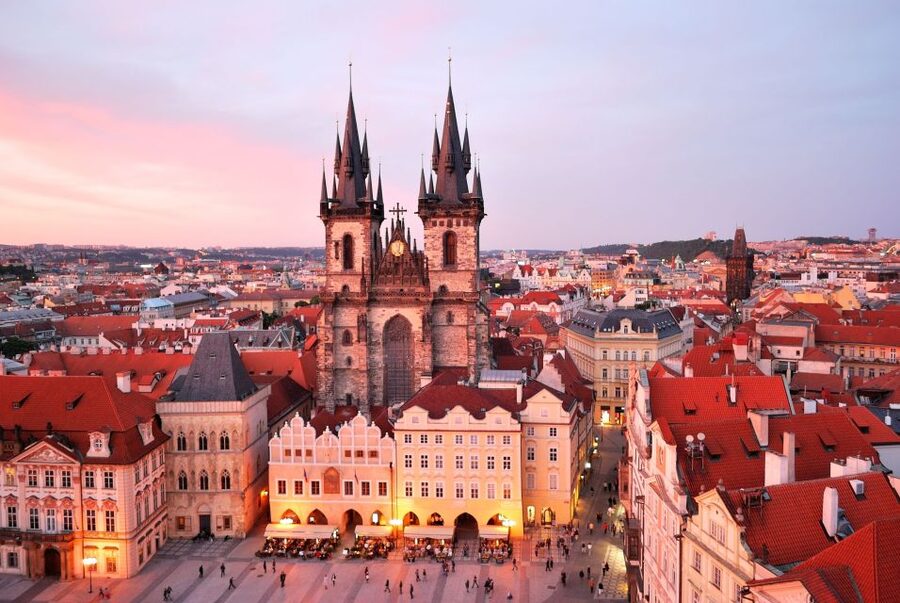 Prague: Old Town and Jewish Quarter Tour - Why the Prague Old Town and Jewish Quarter walk is worth 90 minutes