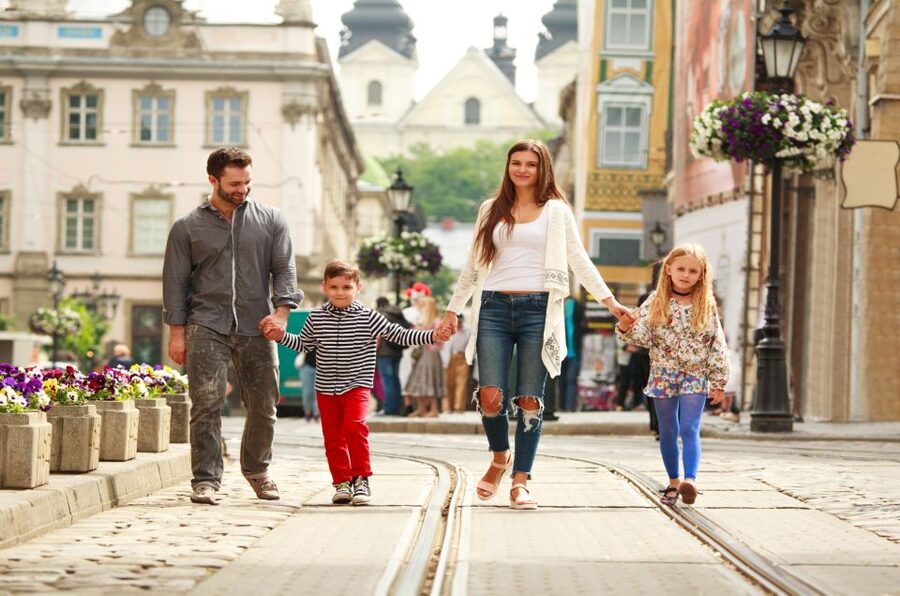 Prague Old Town Family Tour, Attractions, Royal Castle - Prague Castle Complex Highlights with St Vitus and Golden Lane