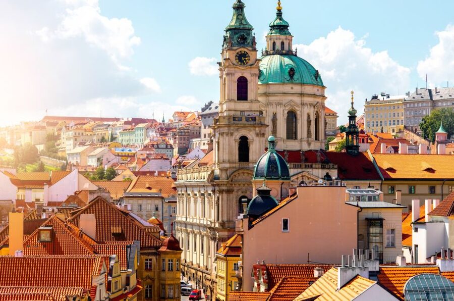 Prague Old Town Family Tour, Attractions, Royal Castle - Old Town Hall and the Astronomical Clock’s 12 Apostles Show