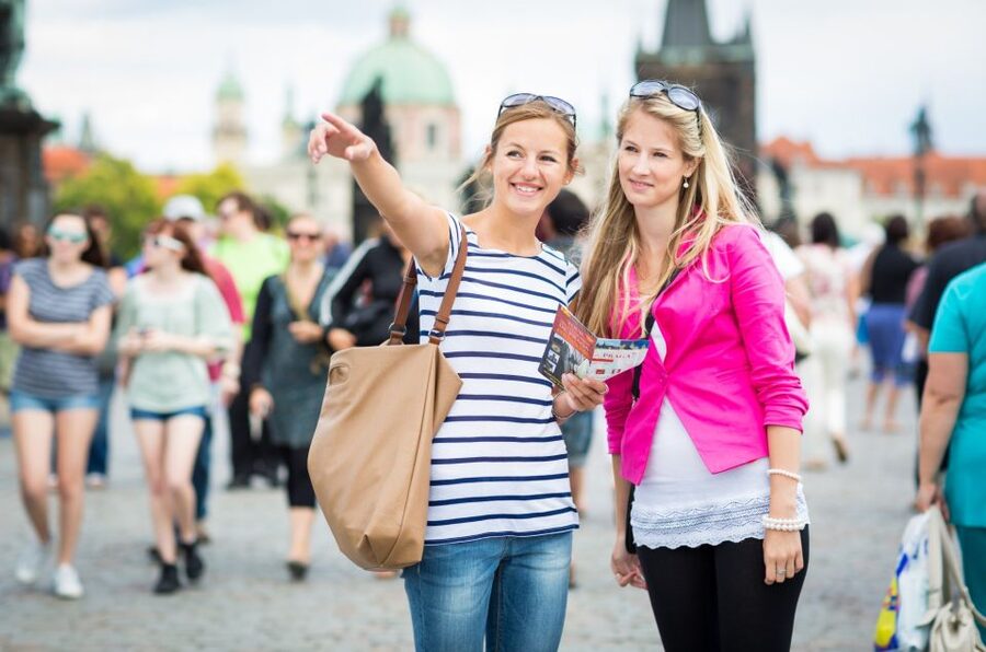 Prague: Old Town Highlights Private Guided Walking Tour - Prague Castle and St Vitus Cathedral, Included on the 6-Hour Option